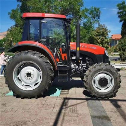 Põllumajandustehnika Põllumajandustraktorid
